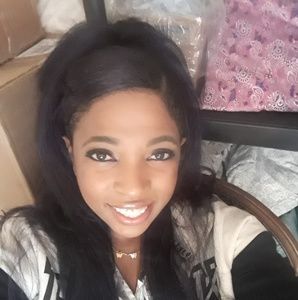 Meet your Posher, Latasha